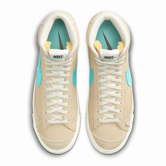 Nike Unisex Blazer Blazer Mid '77 SE size 41 Tan - Picture 11 of 12